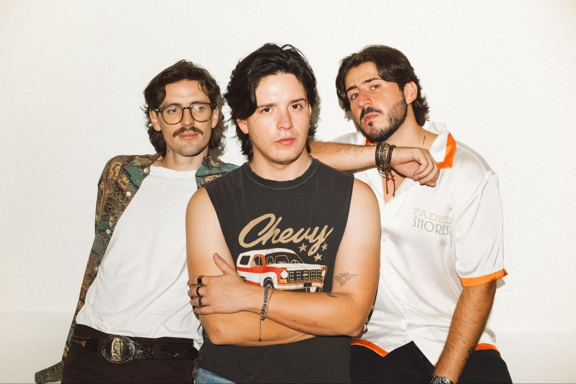 DobleFilo, agrupación de regional mexicano originaria de Monterrey, en el roster de La Onda Media